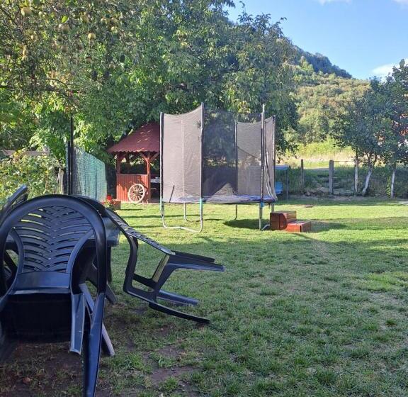 پانسیون Casa Nuria