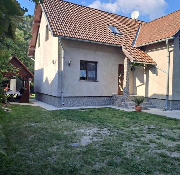 پانسیون Casa Nuria