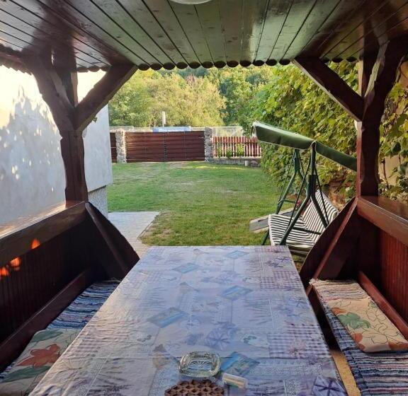 پانسیون Casa Nuria