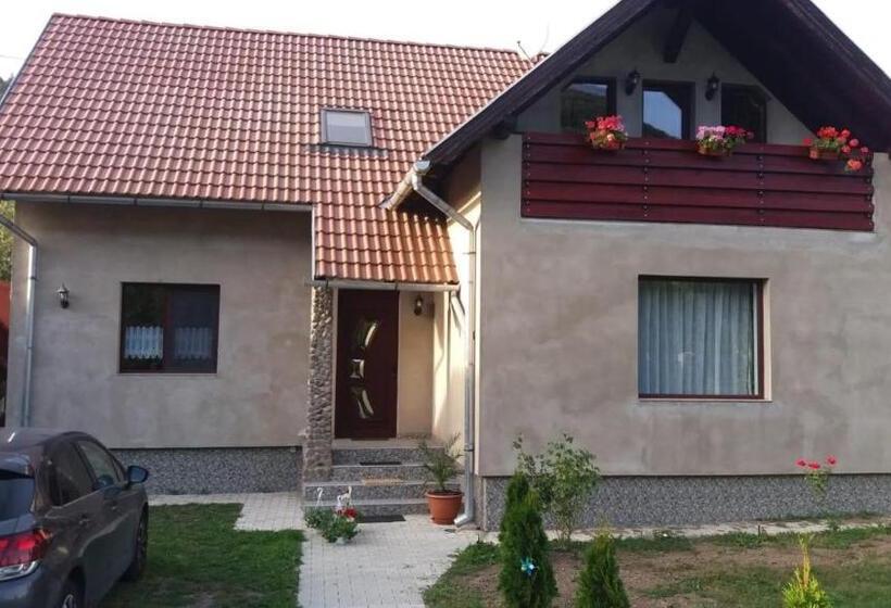 پانسیون Casa Nuria