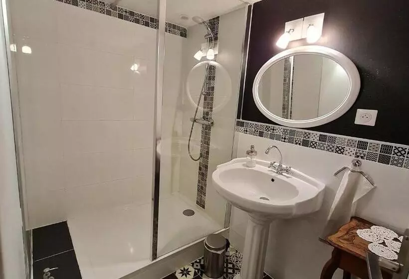 ペンション Guestroom Raon Lès Leau, 1 Pièce, 3 Personnes Fr 1 584 267