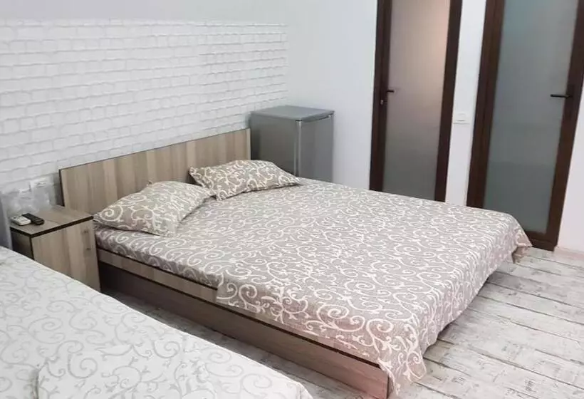 ペンション Neversea Black Sea