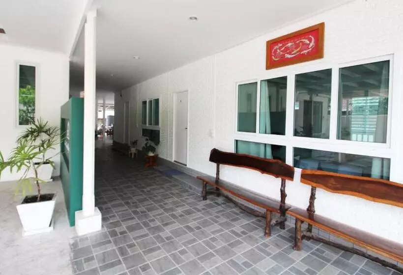 ペンション Room In Guest Room   Baan Khunphiphit Homestay No2229