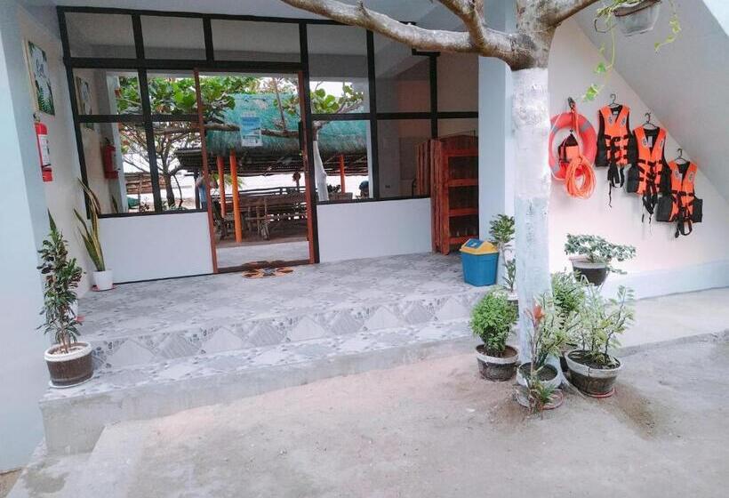 Rendezvous Beach Resort   Cabongaoan