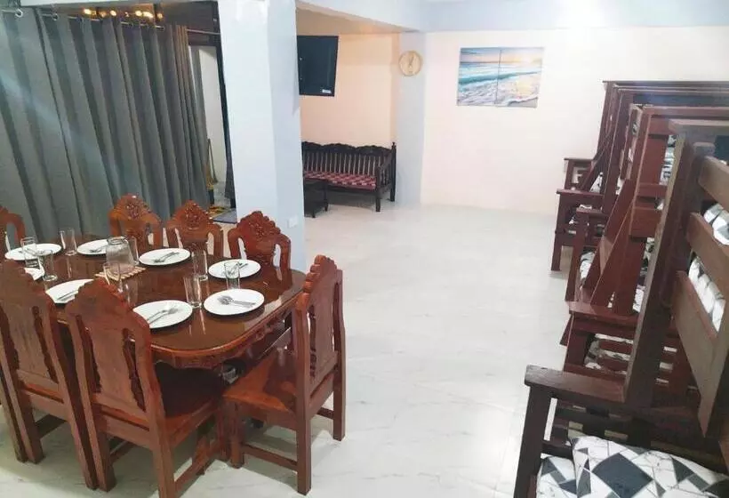 Rendezvous Beach Resort Cabongaoan