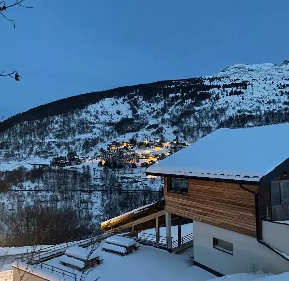 Auberge De Jeunesse Hi Valmeinier