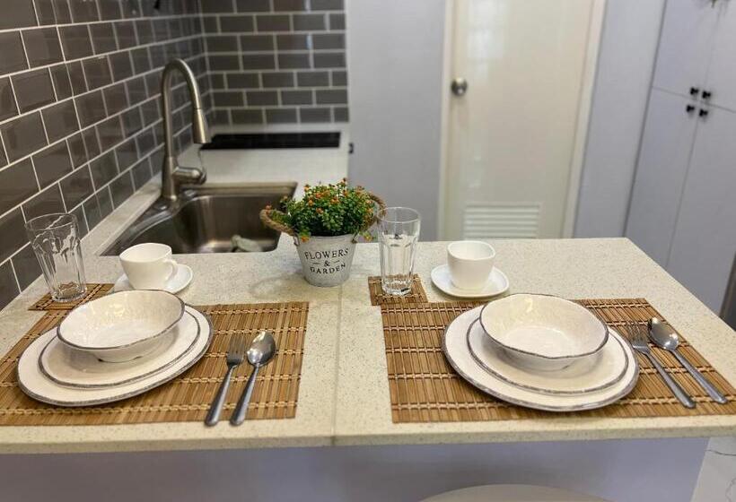 Chic, Modern , Minimalist Design At The Loop Condo Tower