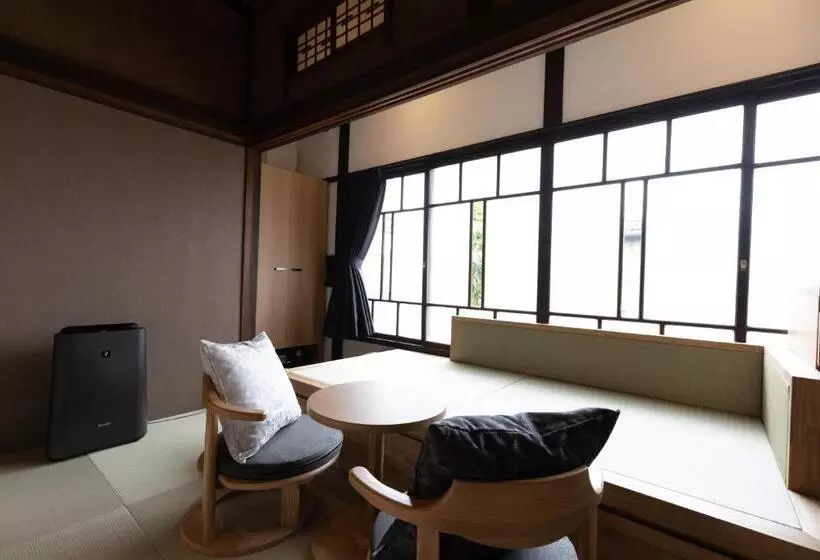 Classic ＆ Modern Self Styled Hotel 番場おおそね