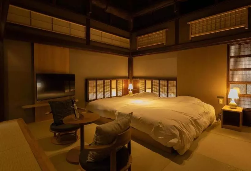 Classic ＆ Modern Self Styled Hotel 番場おおそね