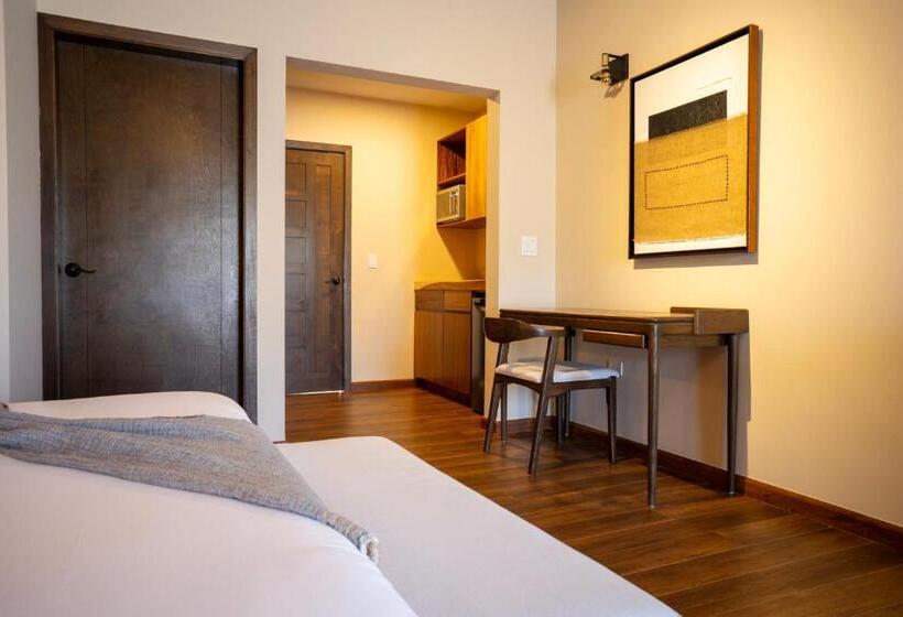 Emmalu Hotel Boutique