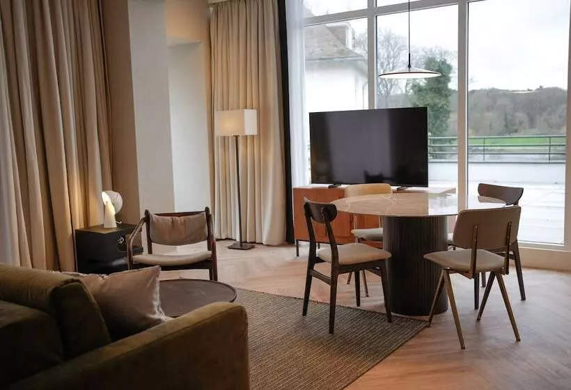 ホテル By Friso Den Haag   Scheveningen