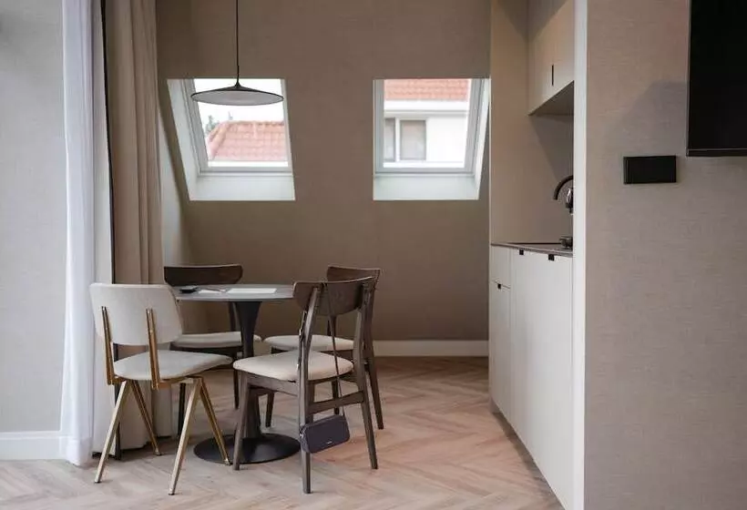 ホテル By Friso Den Haag   Scheveningen