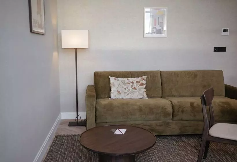 ホテル By Friso Den Haag   Scheveningen