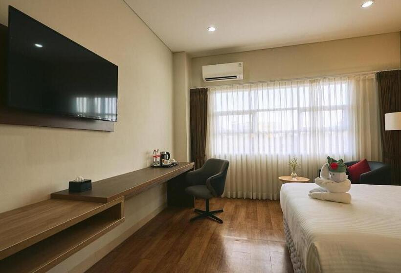 בית מלון כפרי Horison Tc Upi Serang