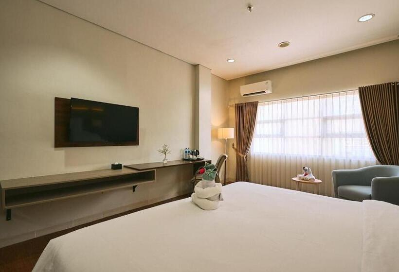 בית מלון כפרי Horison Tc Upi Serang