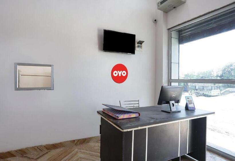 호텔 Oyo Flagship 81314 Sun N Moon