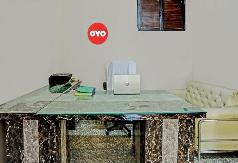 호텔 Oyo Flagship Krishna Galaxy