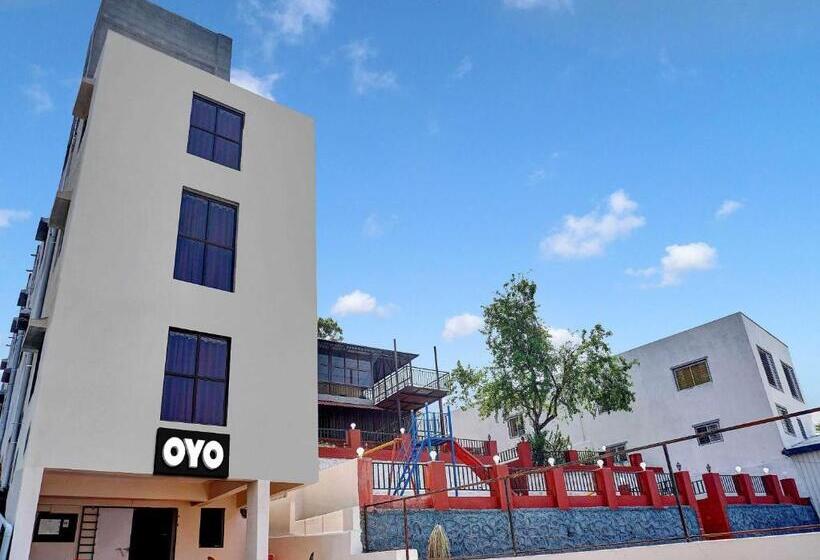 فندق Oyo Flagship Shri Sai Lodging