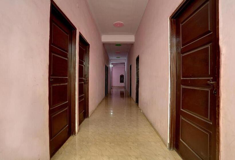 Hotel Oyo Lavish Guest House