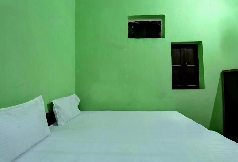 Hotel Oyo Lavish Guest House