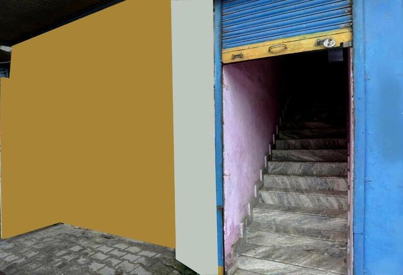 Hotel Oyo Lavish Guest House