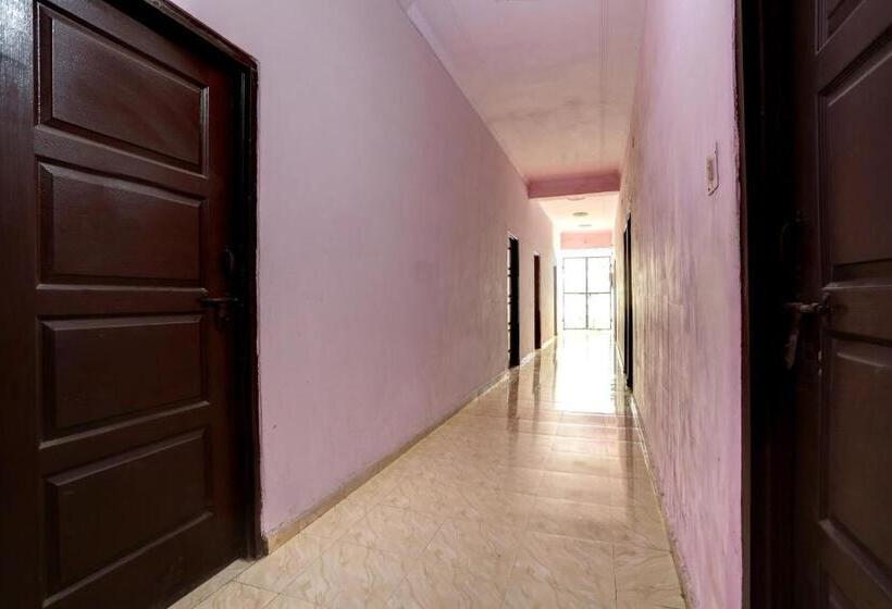 Hotel Oyo Lavish Guest House