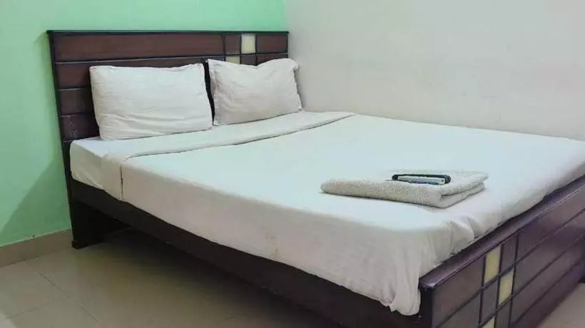 هتل Spot On 81526 Sm Park Inn