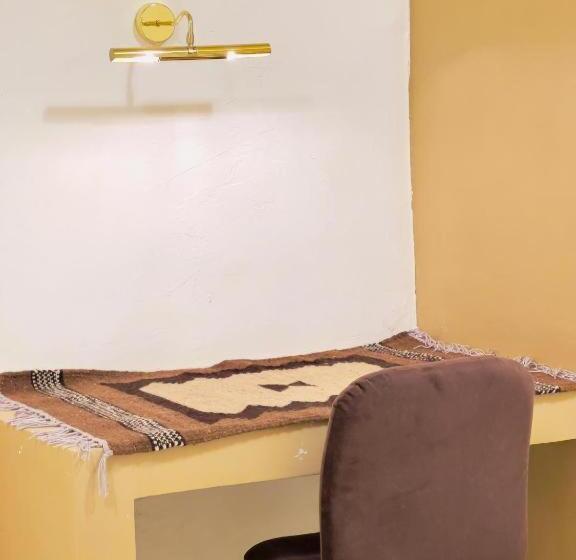 هتل Tafileh Sila A Heritage Village