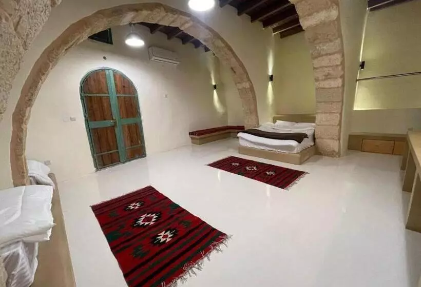 هتل Tafileh Sila A Heritage Village