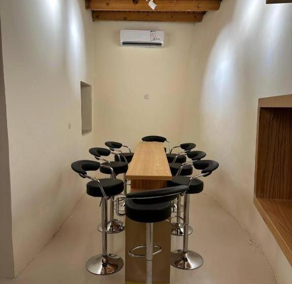 هتل Tafileh Sila A Heritage Village