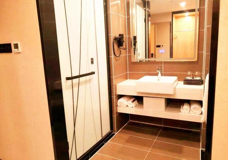 Отель Thank Inn Zaozhuang Tengzhou Jinghe Road Zhenai Mall