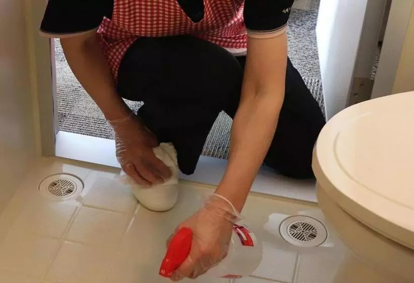 Hotelli Toyoko Inn Yokohama Eki Nishi Guchi