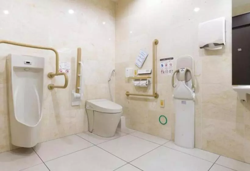 Hotelli Toyoko Inn Yokohama Eki Nishi Guchi