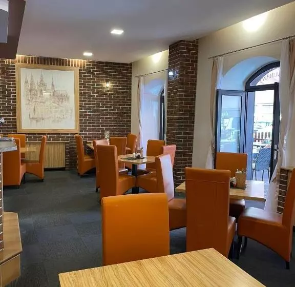 Hotelli U Města Prahy Náchod