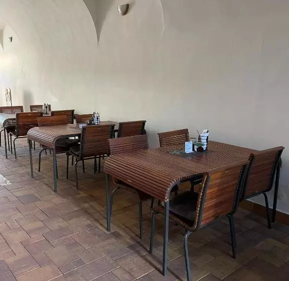 Hotelli U Města Prahy Náchod