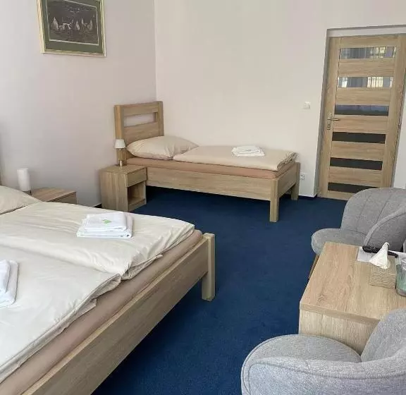 Hotelli U Města Prahy Náchod