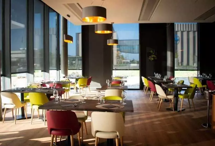 هتل Yparc Hôtel