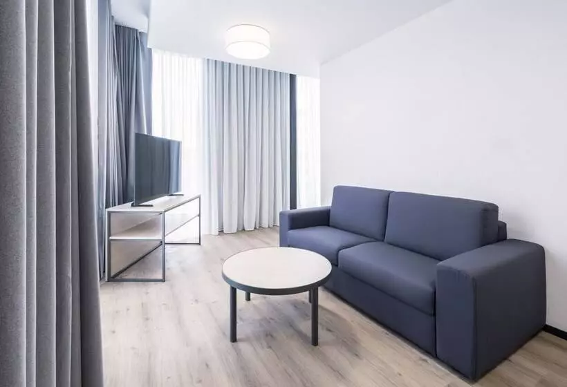 هتل Yparc Hôtel
