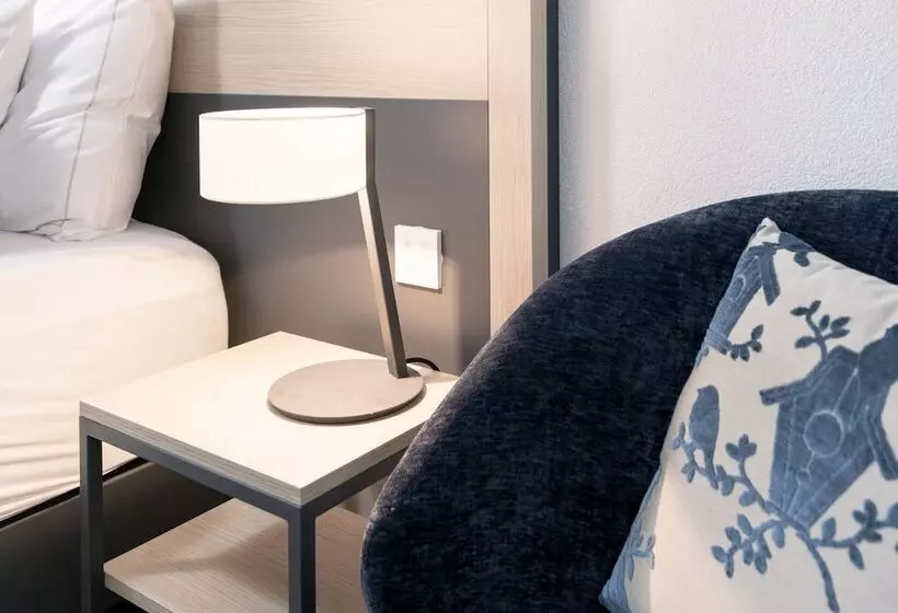 هتل Yparc Hôtel