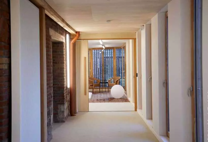 La Ferme Des Ailleurs