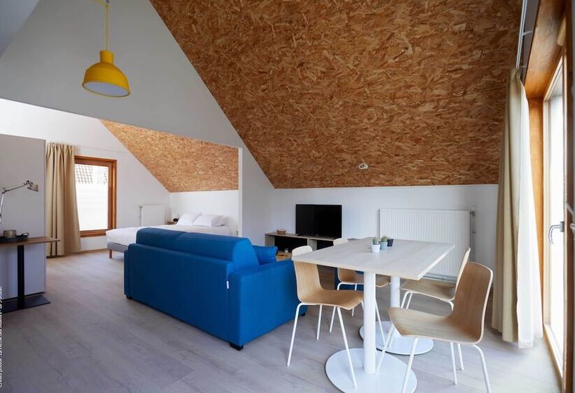 La Ferme Des Ailleurs