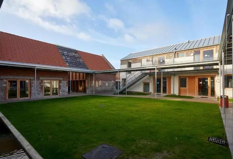 La Ferme Des Ailleurs