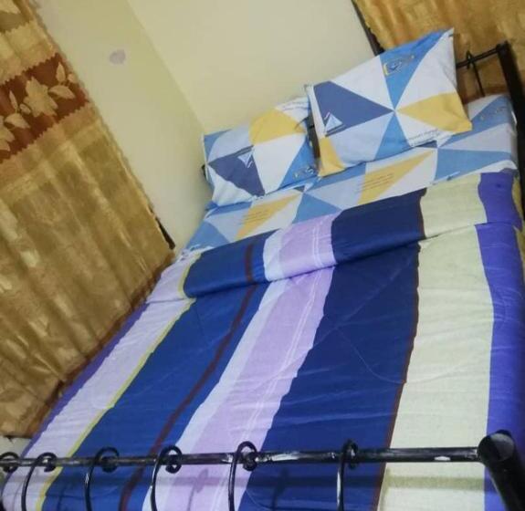 Makanga Charity Hostel