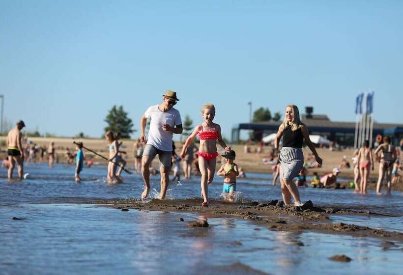 Nallikari Seaside Aalto Apartments