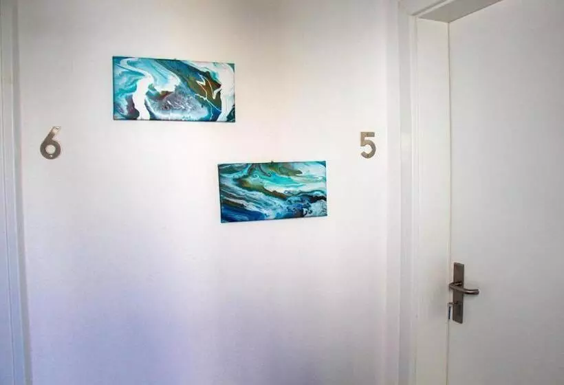 Majatalo Inncork Guesthouse