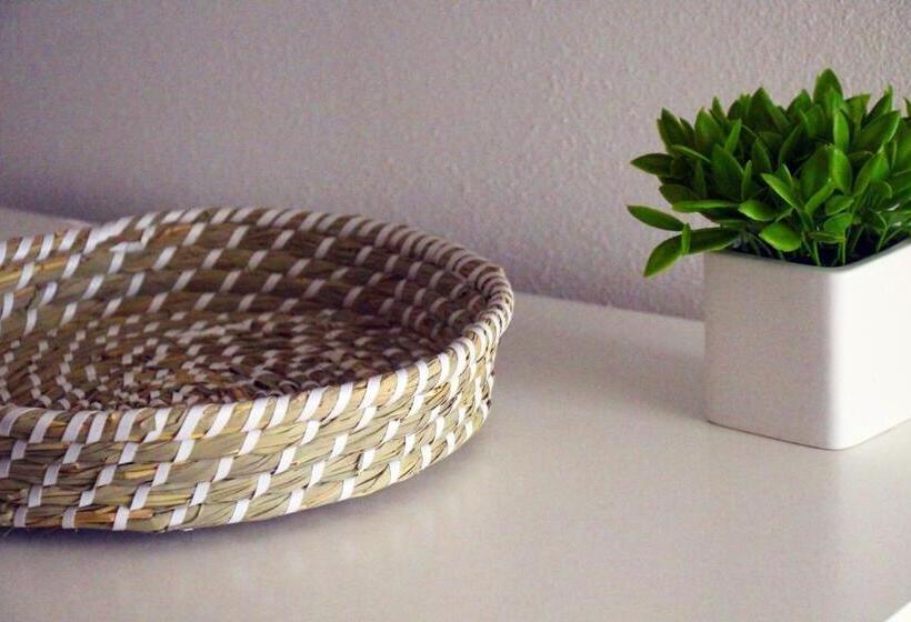 Пансион Inncork Guesthouse