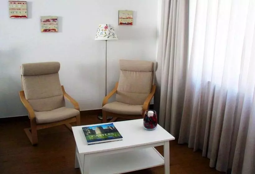 Majatalo Inncork Guesthouse