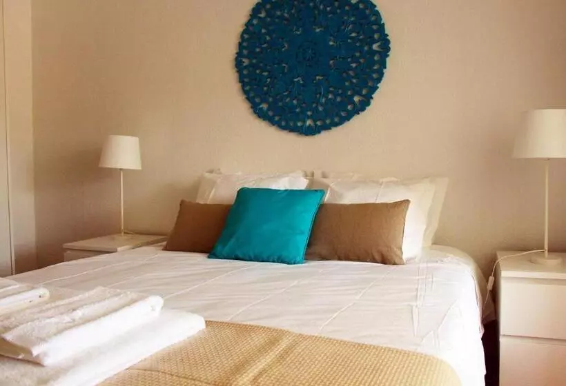 Majatalo Inncork Guesthouse