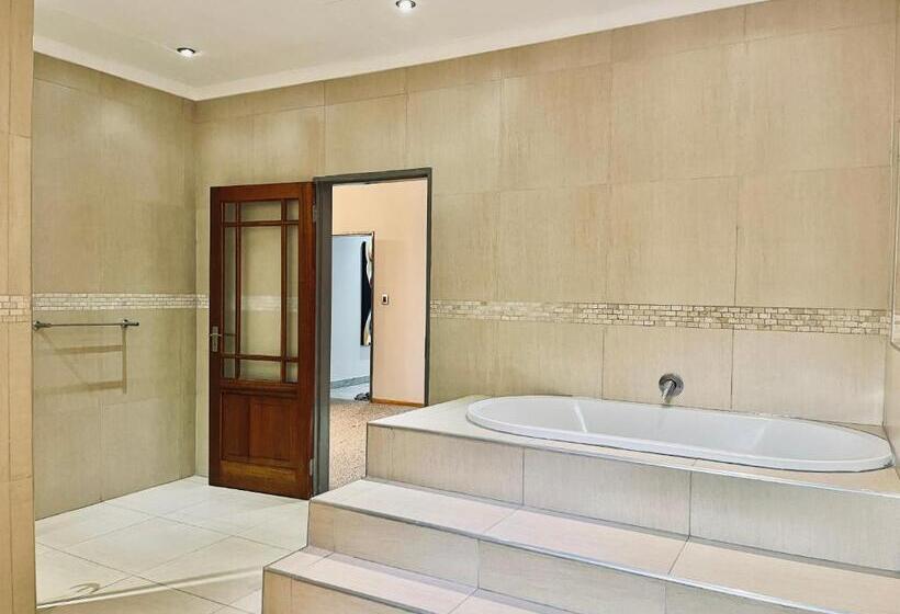 膳宿费 The Stella Guest House & Spa