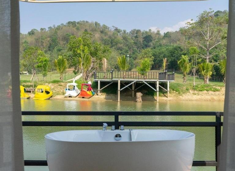 منتجع Chiangrung Park